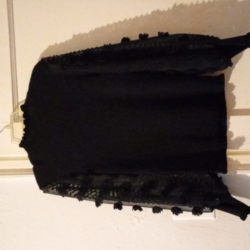 Blouse - Picture 2 of 2